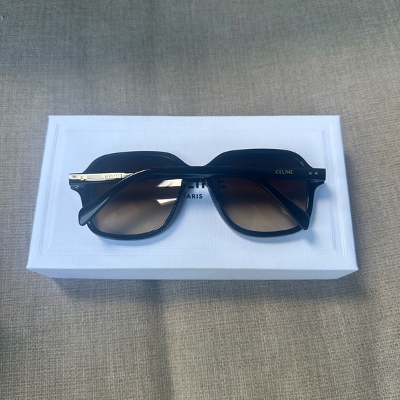 Celine Oversize Gradient Sunglasses - Picture 14 of 14